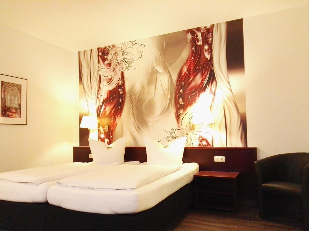Hotel Anhalt Koethen  Dış mekan fotoğraf