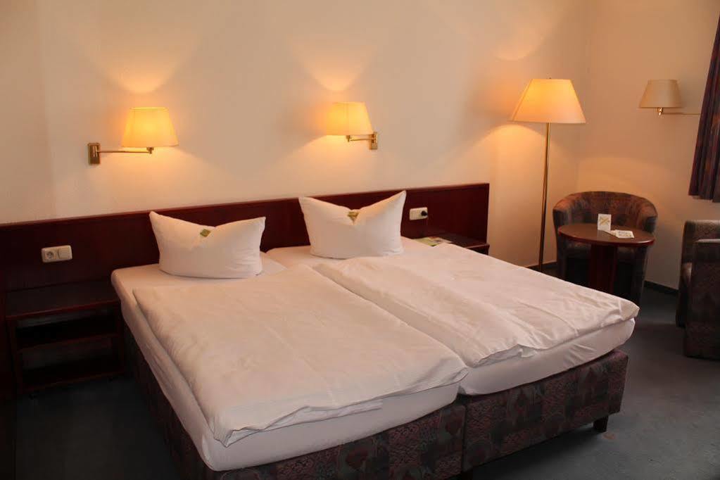 Hotel Anhalt Koethen  Dış mekan fotoğraf